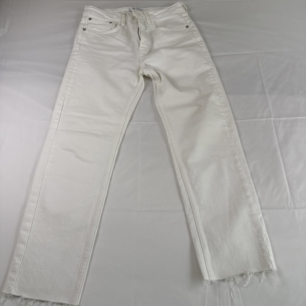 Zara Women's White Frayed Hem Jeans Size 6 RN 77302